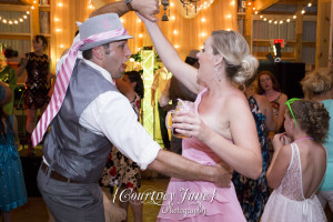 minnesota harvest apple orchard jordan minneapolis wedding photographer